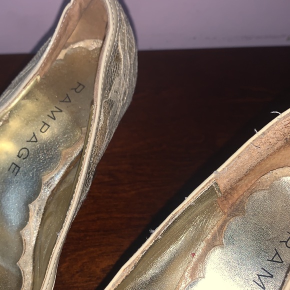 Rampage Ivory Lace covered pumps - Picture 7 of 7